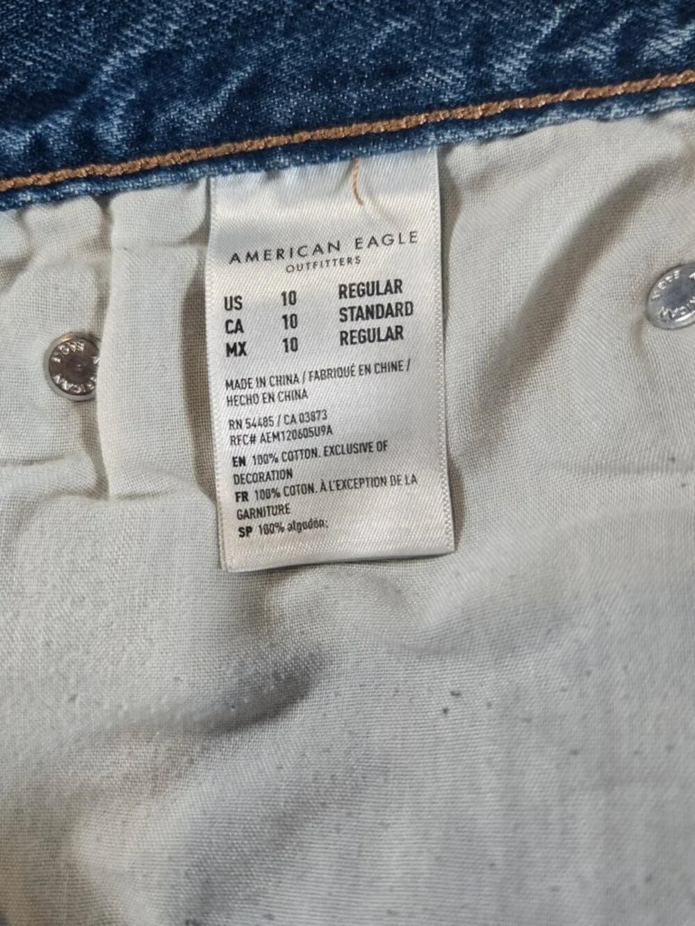 American Eagle Women’s 90s Slim Boyfriend Jeans Size 10 Regular Distressed Blue